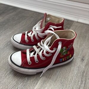 Converse Custom Super Mario Red Children's High Tops Size 11 Titus‎
